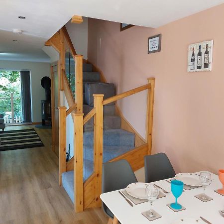 Two Bedroom Cottage - Country Lane -10 Min Walk To Perranporth Beach 외부 사진