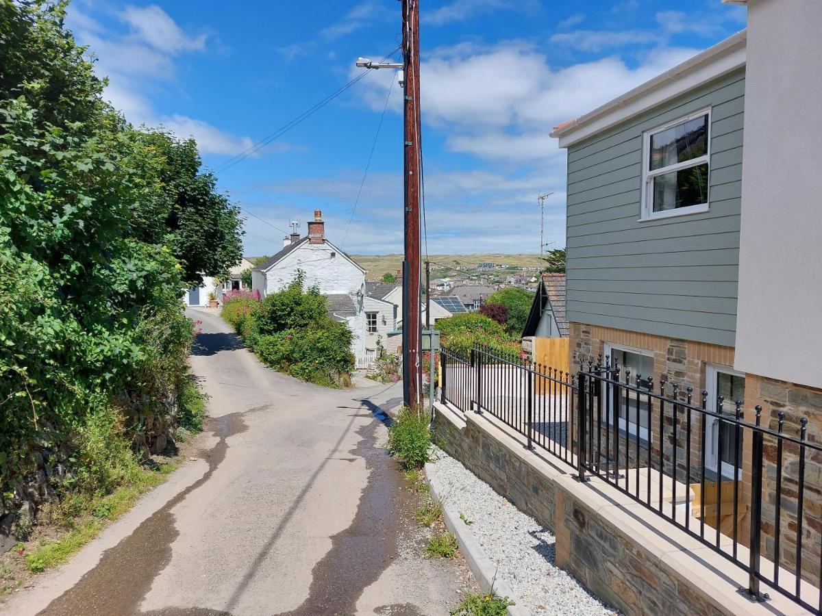 Two Bedroom Cottage - Country Lane -10 Min Walk To Perranporth Beach 외부 사진