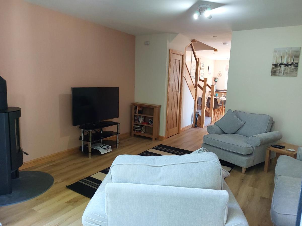 Two Bedroom Cottage - Country Lane -10 Min Walk To Perranporth Beach 외부 사진