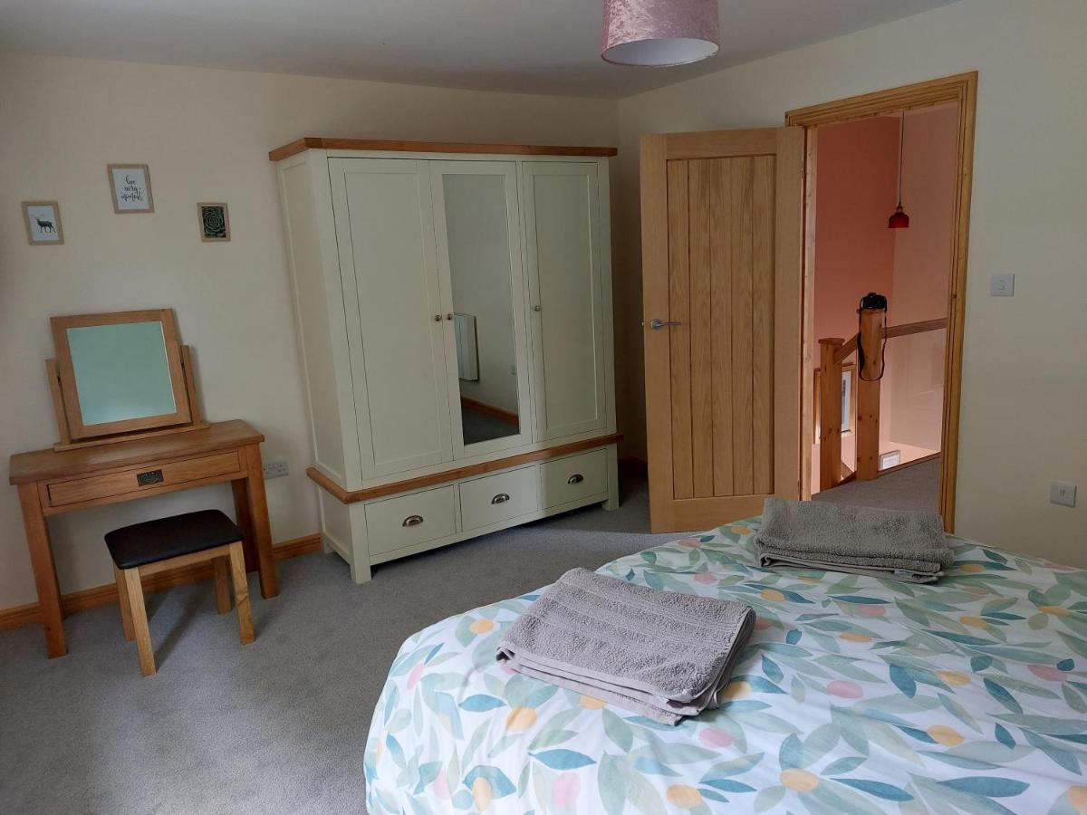 Two Bedroom Cottage - Country Lane -10 Min Walk To Perranporth Beach 외부 사진